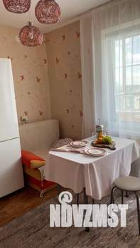 1-к квартира, посуточно, 42м2, 17/17 этаж