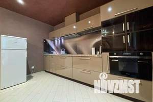 1-к квартира, посуточно, 39м2, 6/9 этаж