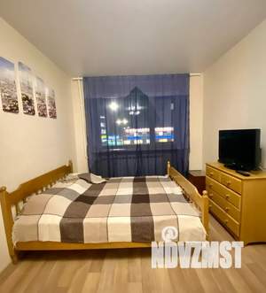 1-к квартира, посуточно, 33м2, 2/5 этаж