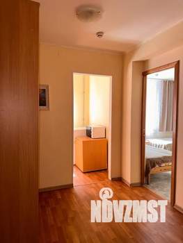 3-к квартира, посуточно, 57м2, 2/2 этаж