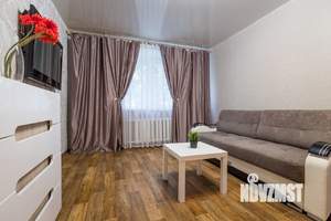1-к квартира, посуточно, 45м2, 1/9 этаж