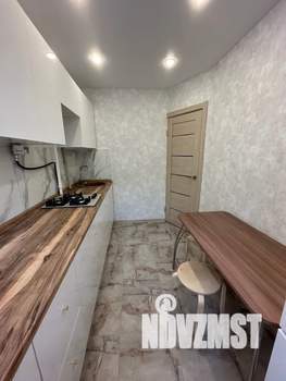 1-к квартира, посуточно, 28м2, 3/9 этаж