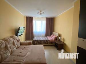 1-к квартира, посуточно, 37м2, 1/1 этаж