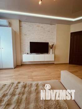 1-к квартира, посуточно, 37м2, 1/1 этаж