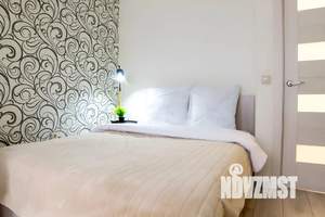 1-к квартира, посуточно, 38м2, 8/25 этаж