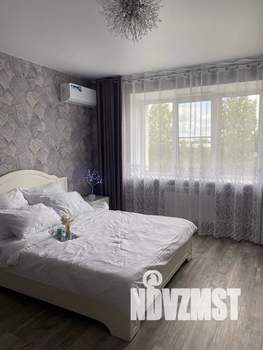 1-к квартира, посуточно, 35м2, 6/9 этаж