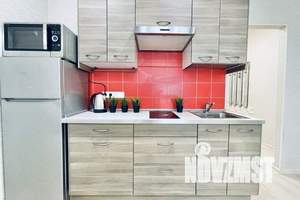 1-к квартира, посуточно, 30м2, 20/25 этаж