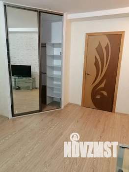 1-к квартира, посуточно, 44м2, 4/5 этаж