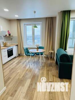 Студия квартира, посуточно, 36м2, 15/25 этаж