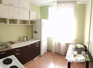 1-к квартира, посуточно, 38м2, 1/1 этаж