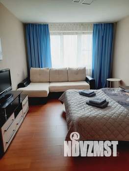 1-к квартира, посуточно, 40м2, 9/17 этаж