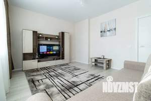 2-к квартира, посуточно, 56м2, 5/18 этаж