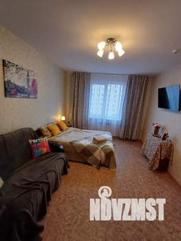 1-к квартира, посуточно, 35м2, 7/10 этаж