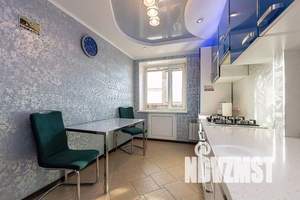 1-к квартира, посуточно, 40м2, 6/9 этаж