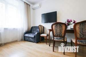 1-к квартира, посуточно, 45м2, 4/9 этаж