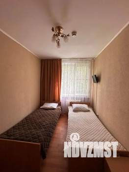 2-к квартира, посуточно, 40м2, 1/2 этаж