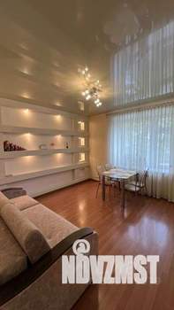 1-к квартира, посуточно, 55м2, 1/1 этаж