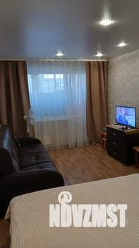 1-к квартира, посуточно, 33м2, 7/9 этаж