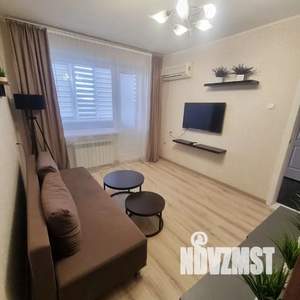 1-к квартира, посуточно, 35м2, 9/9 этаж