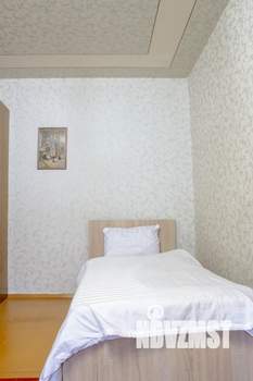 2-к квартира, посуточно, 49м2, 1/1 этаж