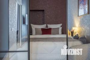 Студия квартира, посуточно, 38м2, 1/4 этаж