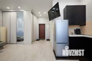 Студия квартира, посуточно, 40м2, 5/13 этаж