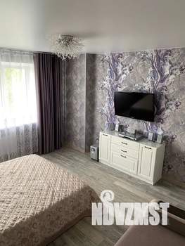 1-к квартира, посуточно, 35м2, 6/9 этаж