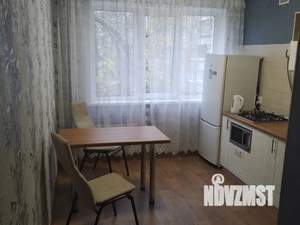 1-к квартира, посуточно, 33м2, 2/9 этаж