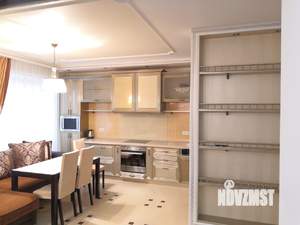 2-к квартира, на длительный срок, 74м2, 2/10 этаж