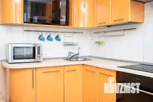 3-к квартира, посуточно, 62м2, 1/1 этаж