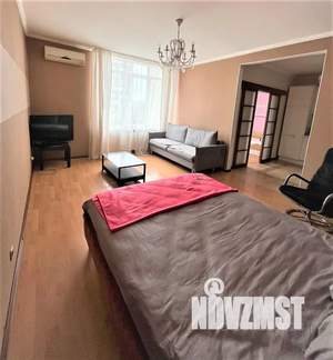 2-к квартира, посуточно, 55м2, 6/18 этаж