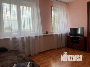 1-к квартира, посуточно, 45м2, 5/5 этаж