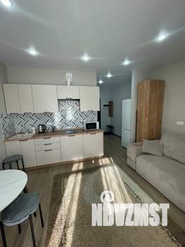 Студия квартира, посуточно, 25м2, 2/17 этаж