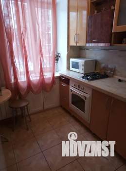 1-к квартира, посуточно, 32м2, 3/10 этаж