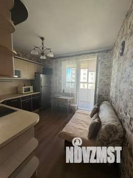 1-к квартира, посуточно, 40м2, 8/17 этаж