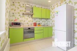 1-к квартира, посуточно, 42м2, 1/1 этаж