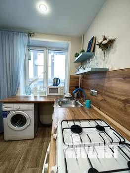 1-к квартира, посуточно, 36м2, 8/10 этаж