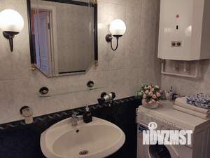 Студия квартира, посуточно, 35м2, 4/5 этаж