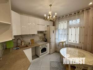 1-к квартира, посуточно, 33м2, 2/10 этаж