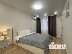 1-к квартира, посуточно, 45м2, 3/6 этаж