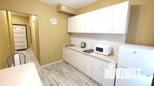 1-к квартира, посуточно, 42м2, 2/23 этаж