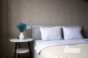 1-к квартира, посуточно, 47м2, 1/1 этаж