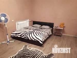 Студия квартира, посуточно, 34м2, 1/6 этаж