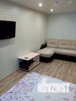 1-к квартира, посуточно, 35м2, 3/9 этаж