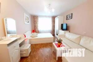 1-к квартира, посуточно, 40м2, 8/17 этаж