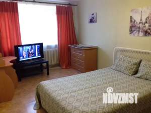 1-к квартира, посуточно, 32м2, 2/5 этаж