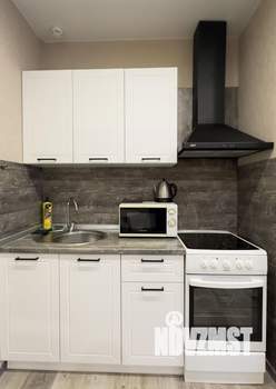 1-к квартира, посуточно, 43м2, 1/1 этаж