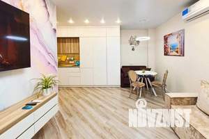 2-к квартира, посуточно, 42м2, 8/17 этаж