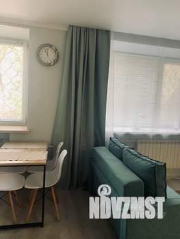 Студия квартира, посуточно, 31м2, 1/5 этаж