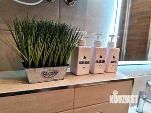 1-к квартира, посуточно, 46м2, 1/1 этаж